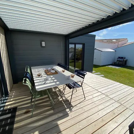 Moderne En Bord De *