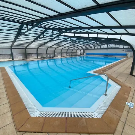 Moderne En Bord De Holiday home