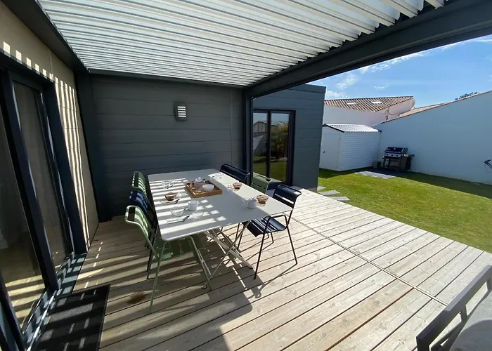 Moderne En Bord De *